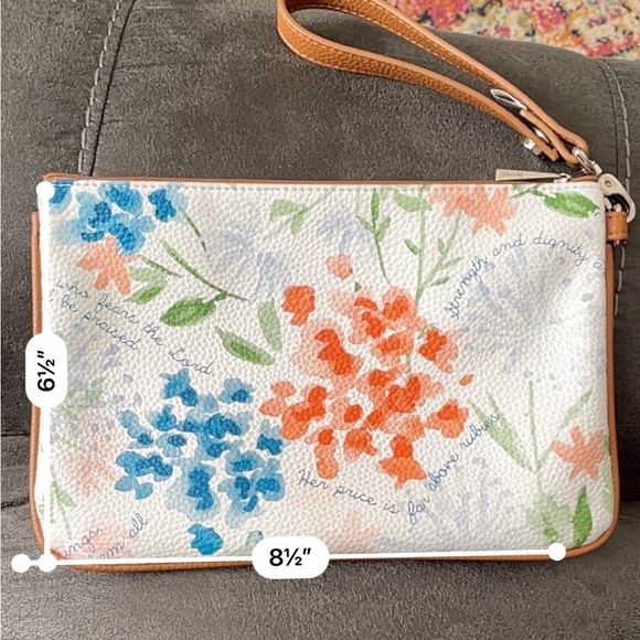 Thirty-One Jewell Wristlet - Picture 4 of 4